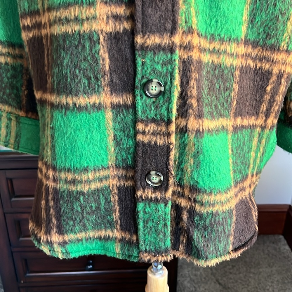 🍁 Rustic Green Over sized Shacket - Picture 4 of 9
